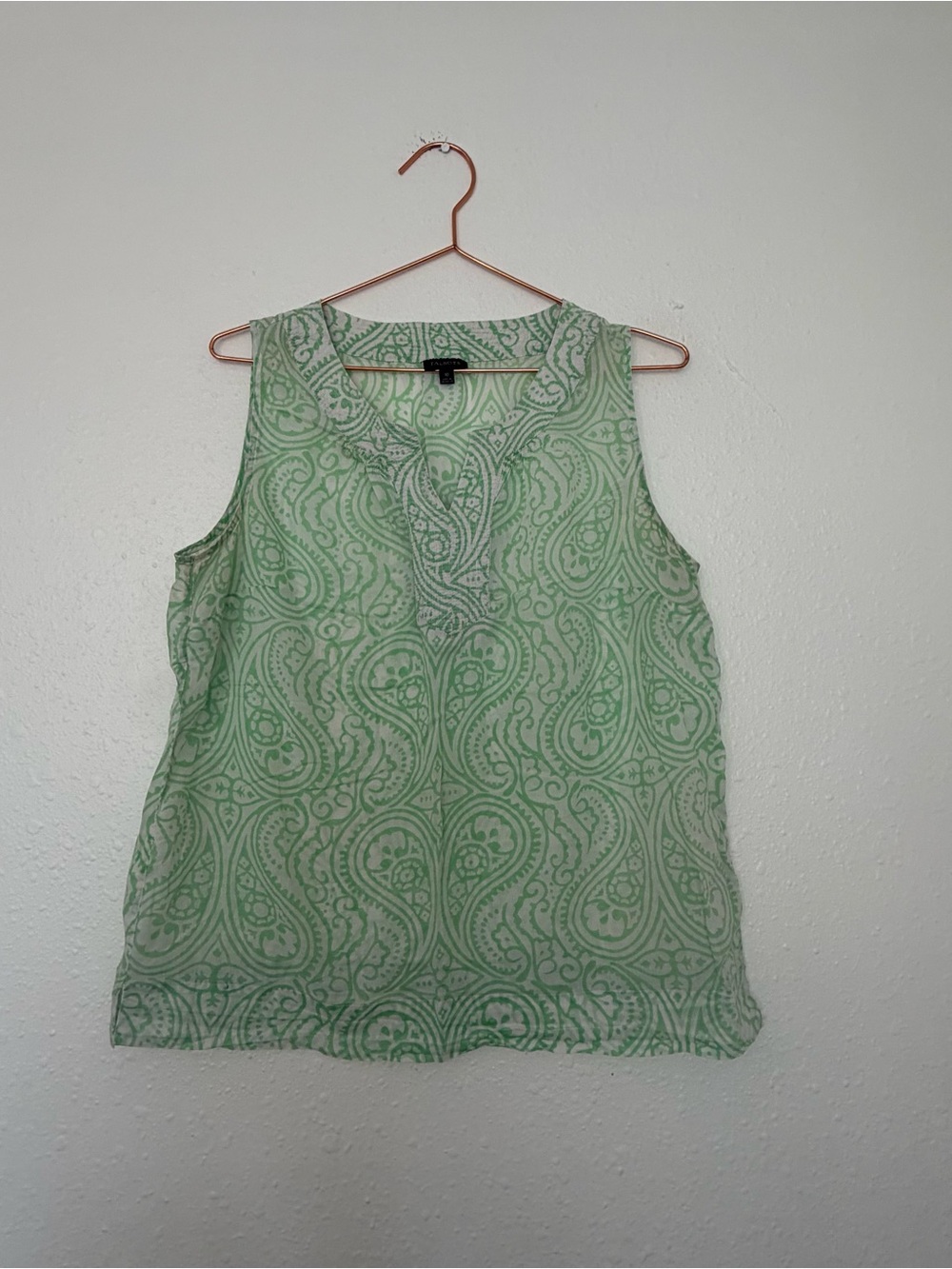 Talbots green paisley sleeveless split-neck blouse